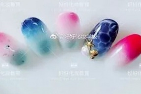 兰州美甲培训--粉嫩耀眼的甲面，才是春天的标配！