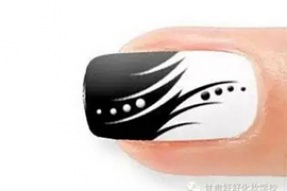 兰州美甲学校【HOHO美甲】黑白相间美甲，高端洋气尽显时尚